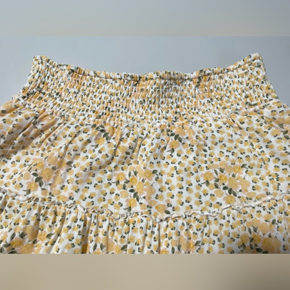 American Eagle Mini Skirt - Picture 3 of 13